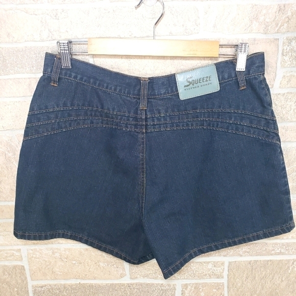 SQUEEZE High Waist Stretch Jean Shorts Size 12 - Picture 2 of 7